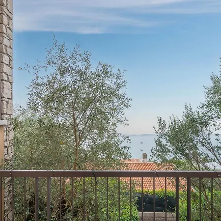 Apartmentsgarda - Torri Elegance Apartment Torri Del Benaco