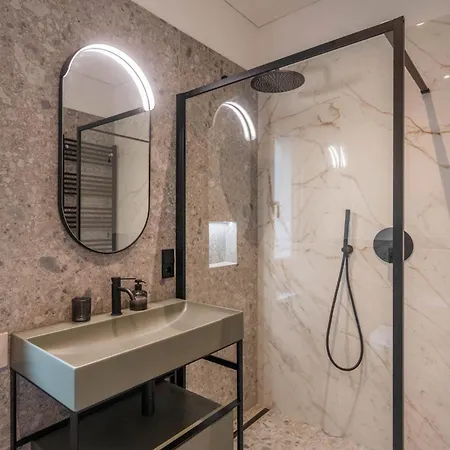 Apartmentsgarda - Torri Elegance *